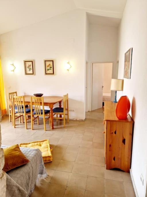 Apartamento A Un Paso De Playa ซาลอว์ ภายนอก รูปภาพ