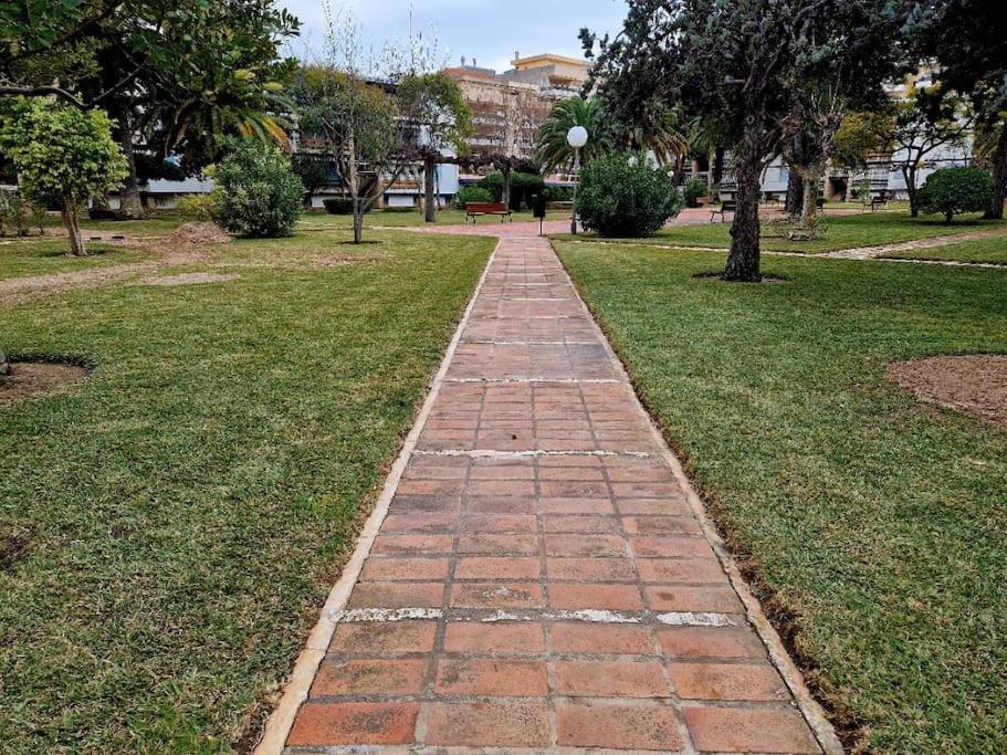 Apartamento A Un Paso De Playa ซาลอว์ ภายนอก รูปภาพ